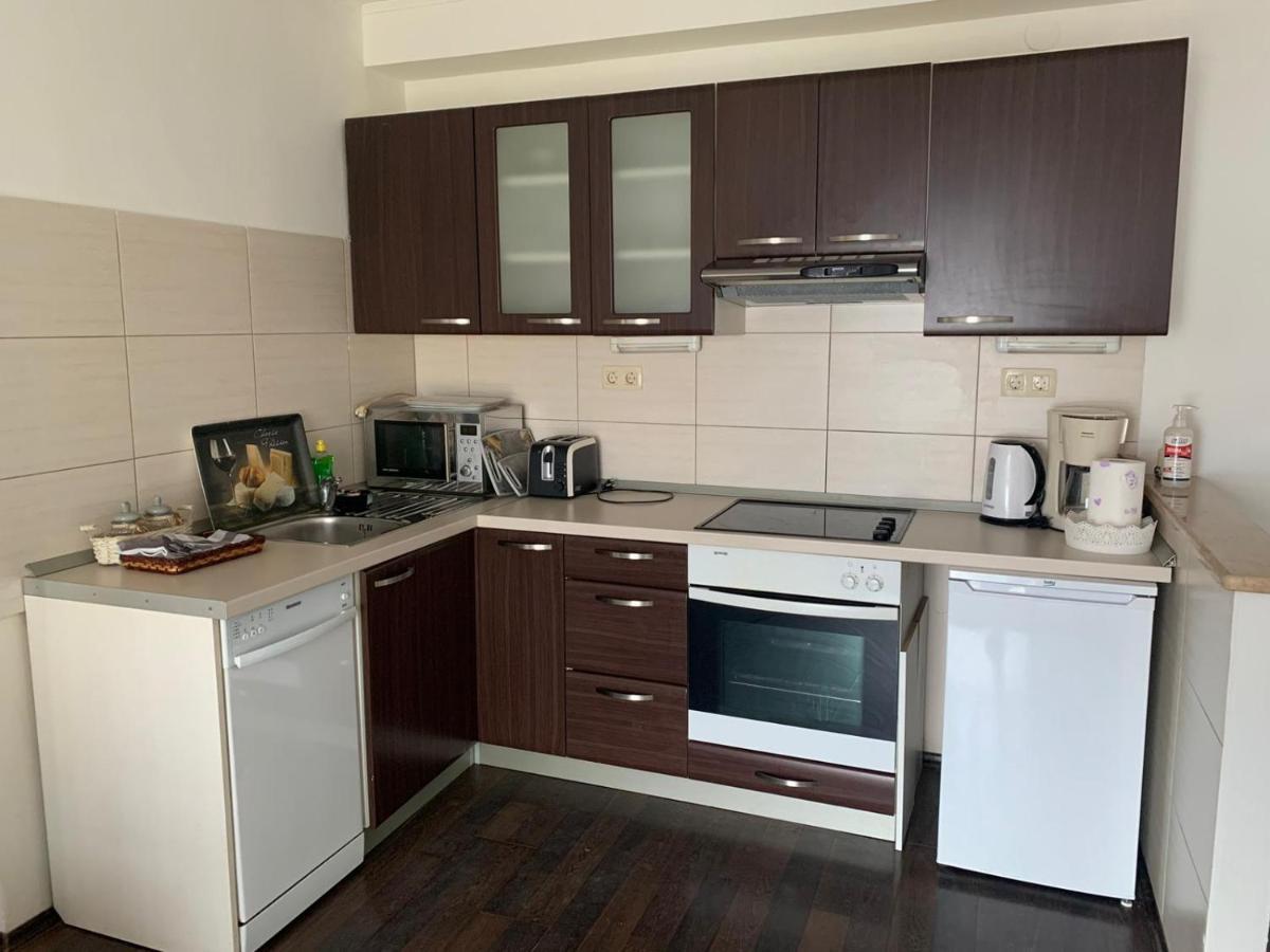 Apartments Diana โอปาติยา ภายนอก รูปภาพ
